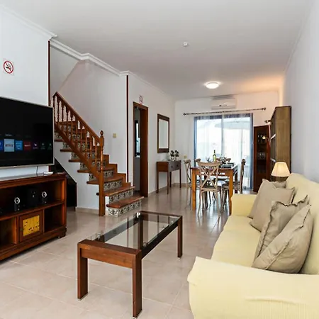 Apartman 3br - Private Heated Pool - Parking *