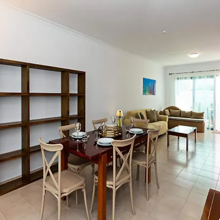 Apartman 3br - Private Heated Pool - Parking *
