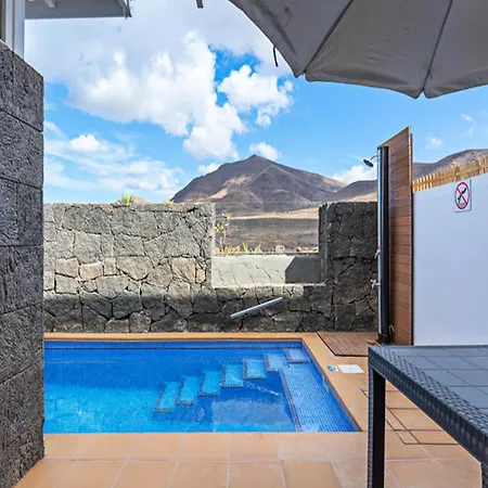 3br - Private Heated Pool - Parking * Playa Blanca