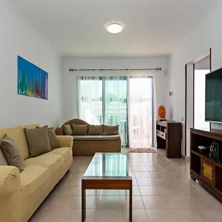 Daire 3br - Private Heated Pool - Parking Playa Blanca