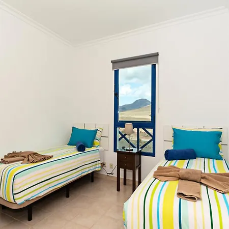 Apartment 3br - Private Heated Pool - Parking *