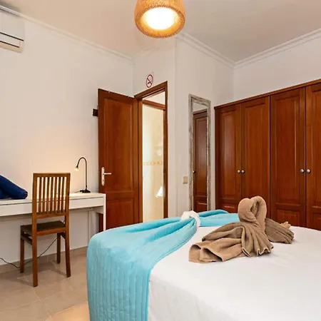 Apartment 3br - Private Heated Pool - Parking *